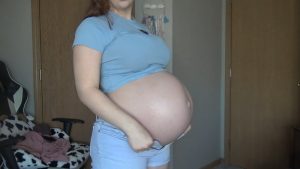 Tight Clothes Try on - Pregnant Woman lil_purrmaid. (233 Mb)